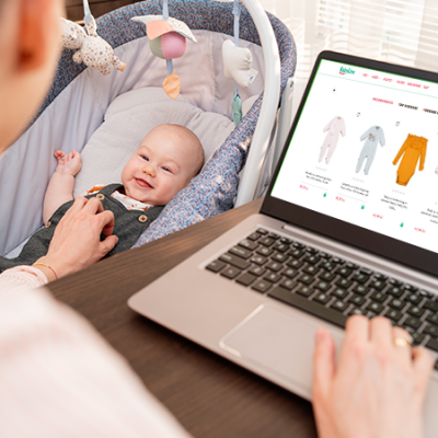 5 beneficii sa cumperi haine pentru bebelușul tău, online, de pe BabyLine.ro